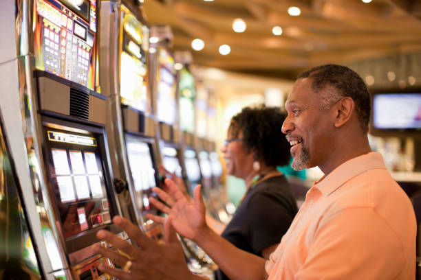 prototo Live Roulette dealer and wheel broadcast feed